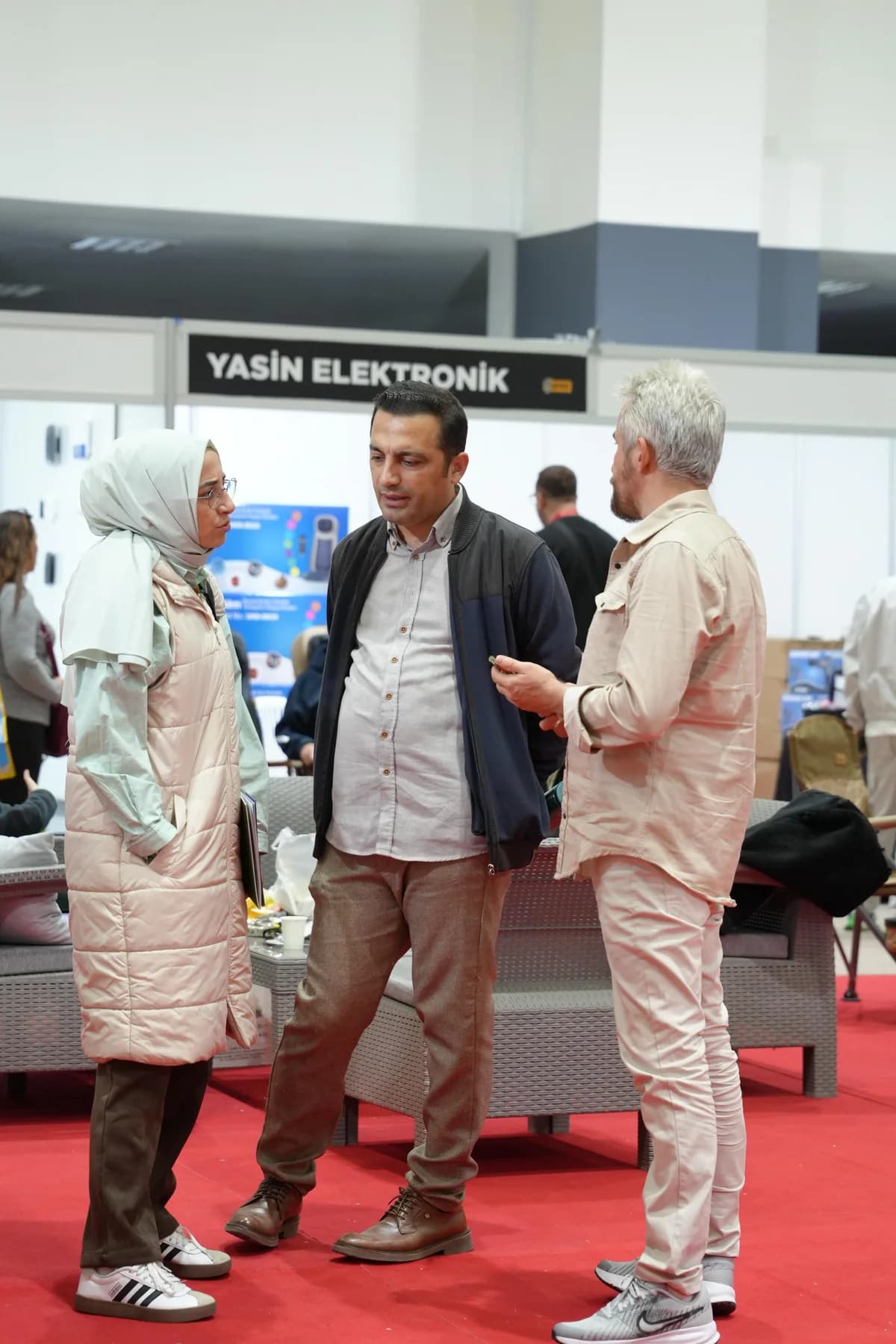 GitFest İzmir 2025 — fuar alanından kare 6